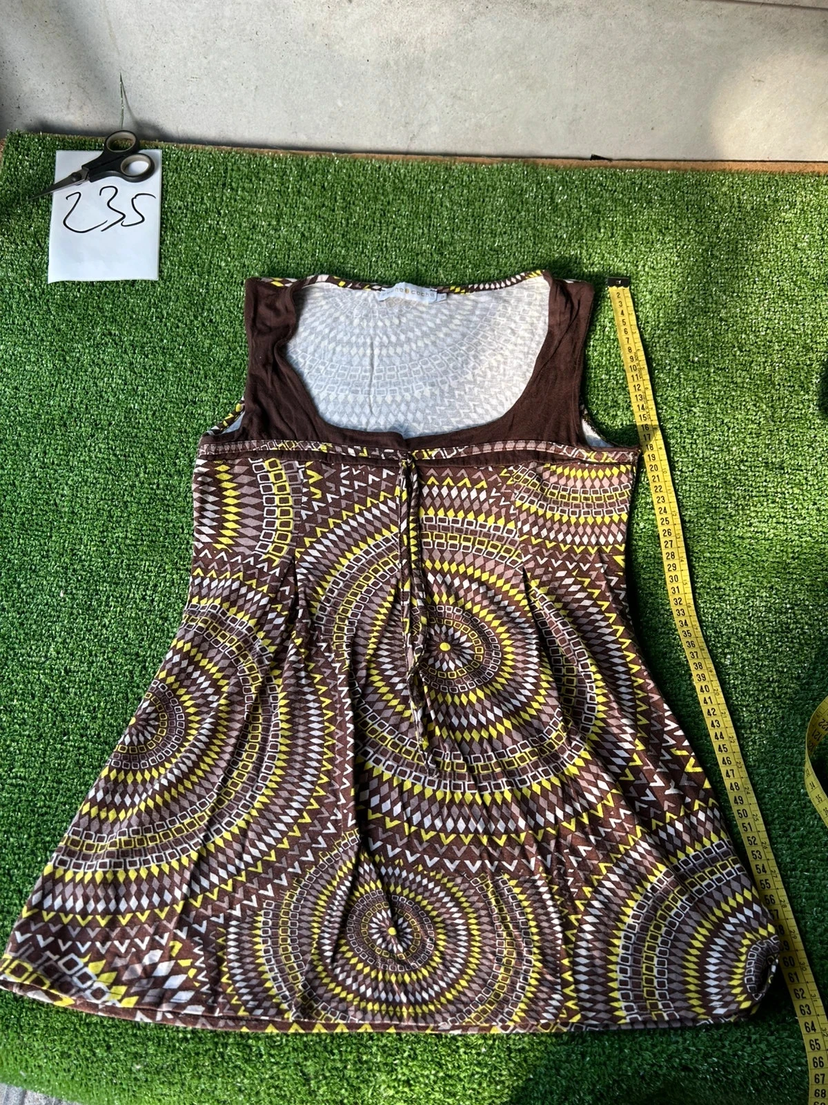 Robe courte cache cache marron à motifs multicolore